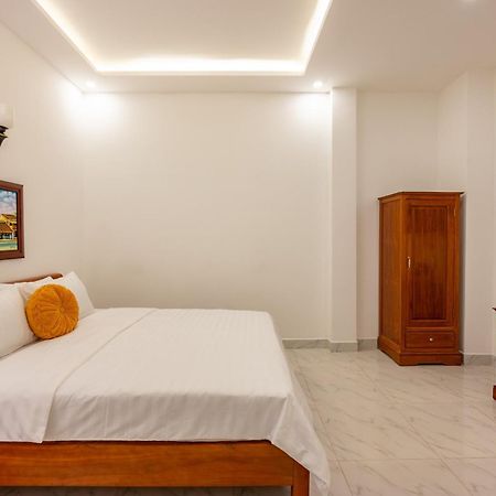Golden Sun Hotel Хойан Экстерьер фото