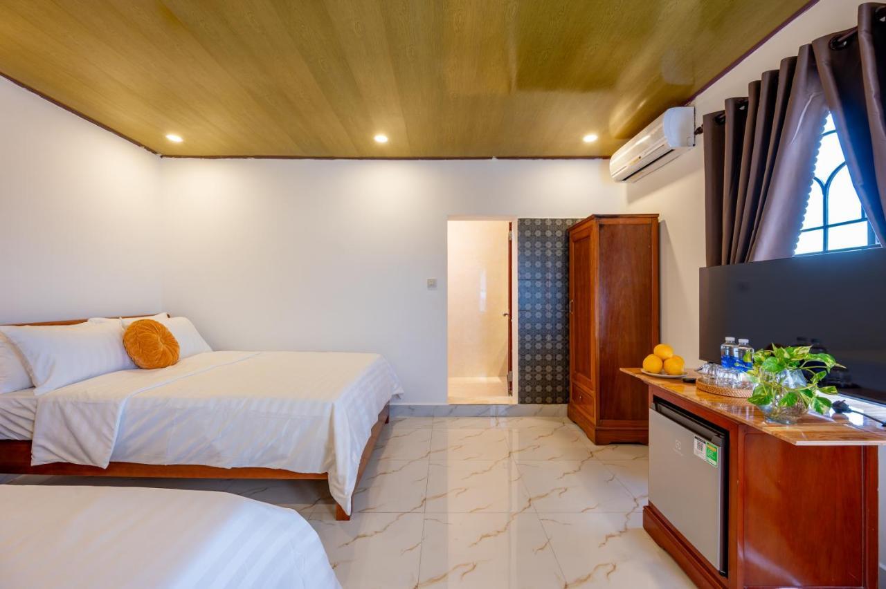 Golden Sun Hotel Хойан Экстерьер фото