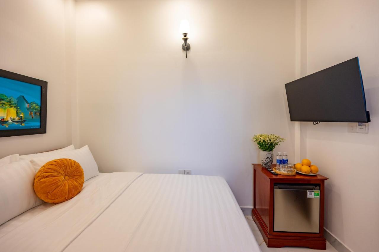 Golden Sun Hotel Хойан Экстерьер фото