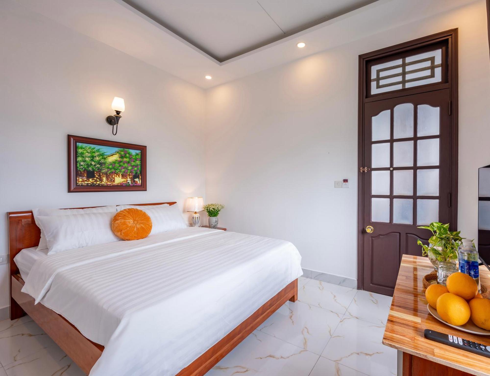 Golden Sun Hotel Хойан Экстерьер фото
